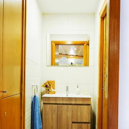 Casa Do Ribeiro * Lago (Braga)