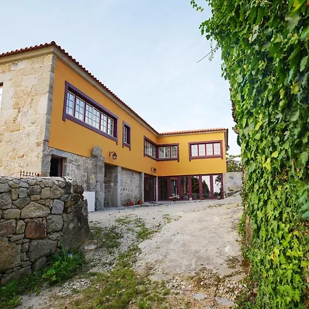 Country house Casa Do Ribeiro Lago (Braga)