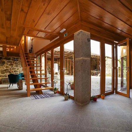 Casa Do Ribeiro Country house