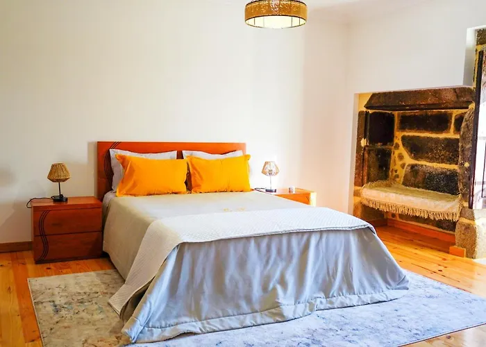 Casa Do Ribeiro Lago (Braga)